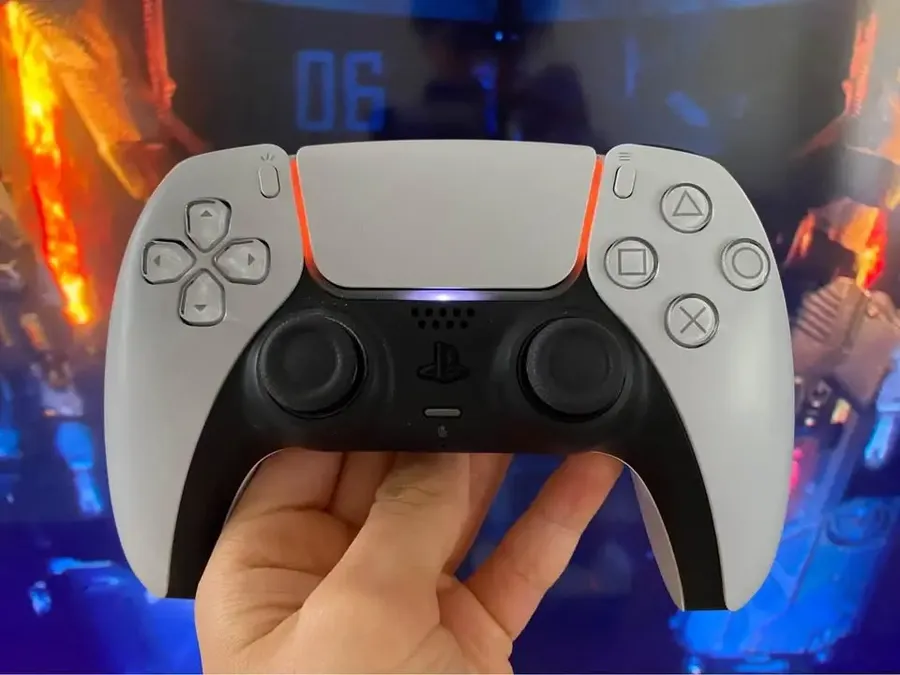 Ps5 Digital + 2 Dualsense + Gta Cod Fc24 + Netflix Hbo Blanco/negro (Usado)